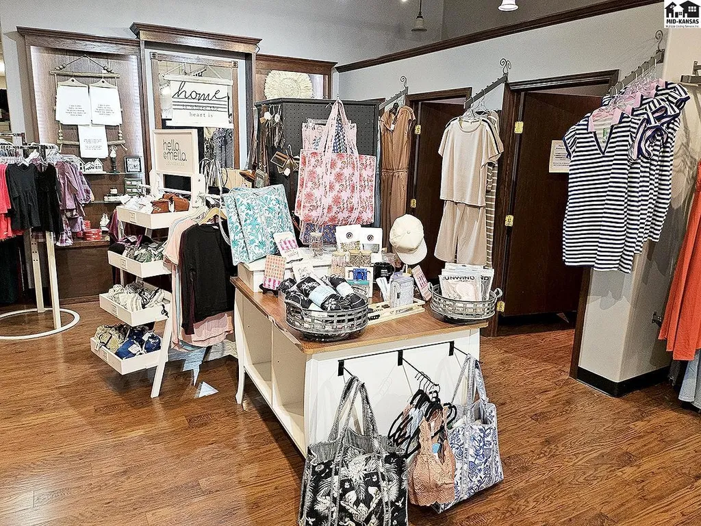 213 N Main Street Mcpherson KS 67460