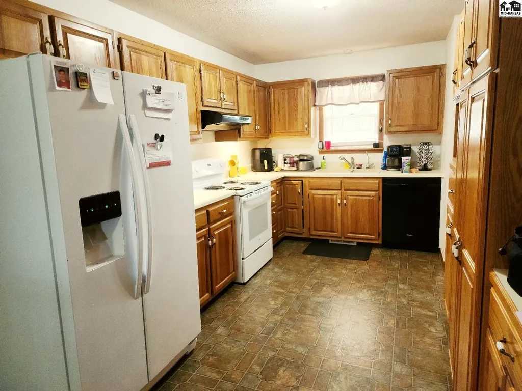 823 S Elm Street Mcpherson KS 67460