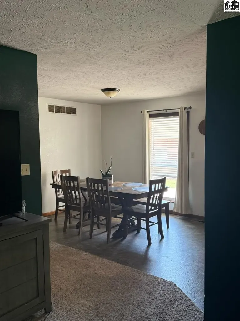 823 S Elm Street Mcpherson KS 67460