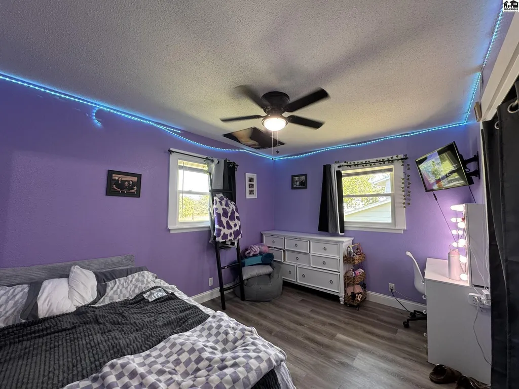 1005 E 32nd Avenue Hutchinson KS 67502