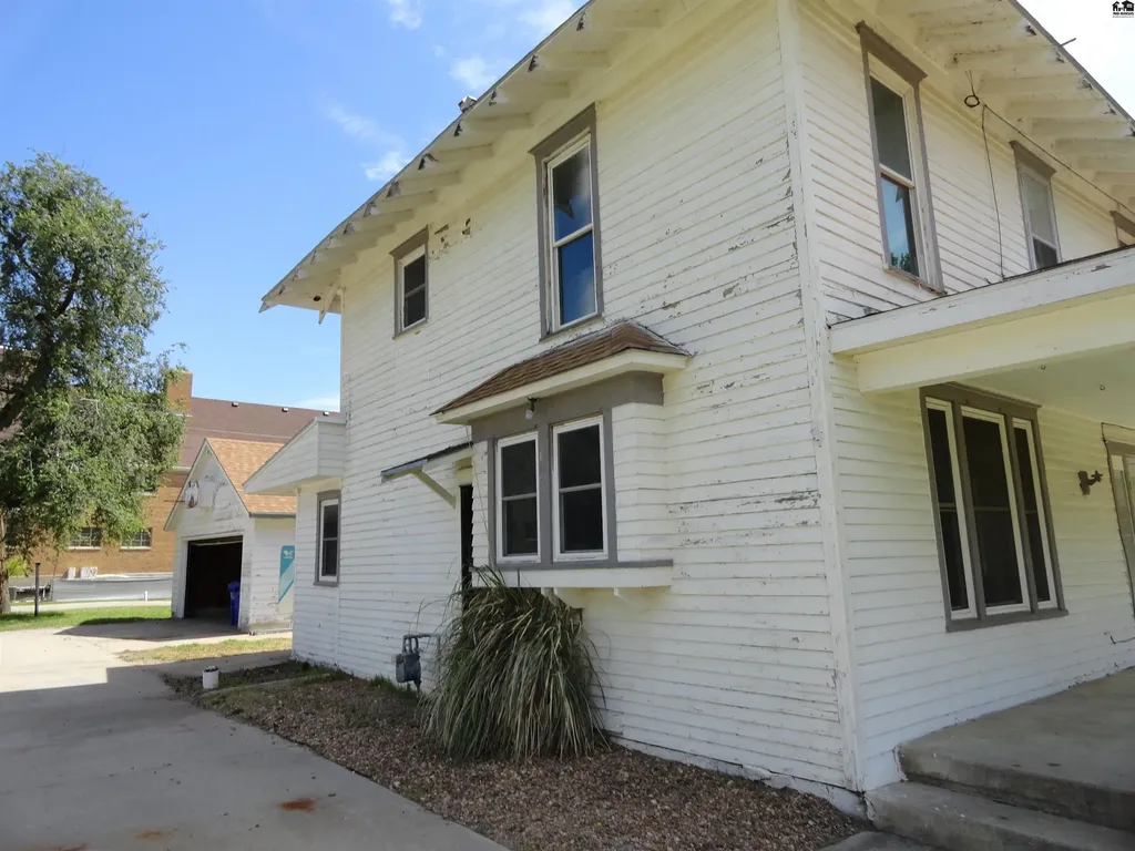 611 E Kansas Avenue Mcpherson KS 67460