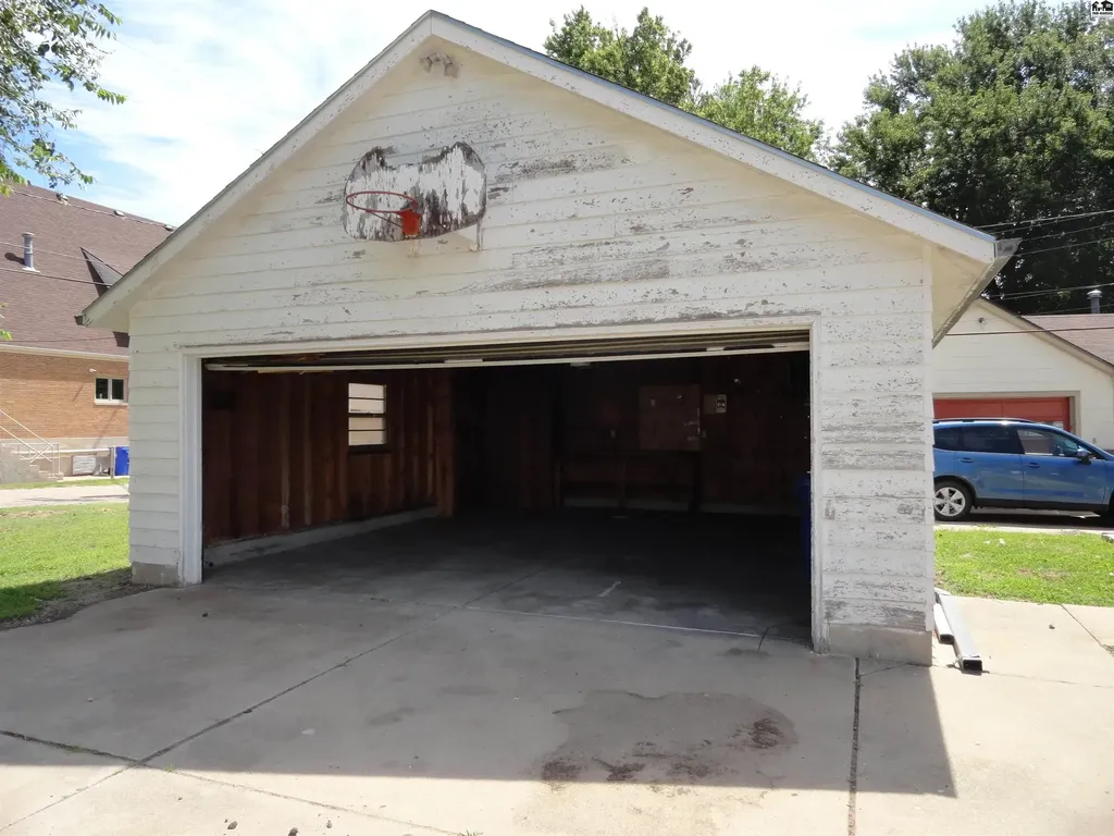 611 E Kansas Avenue Mcpherson KS 67460
