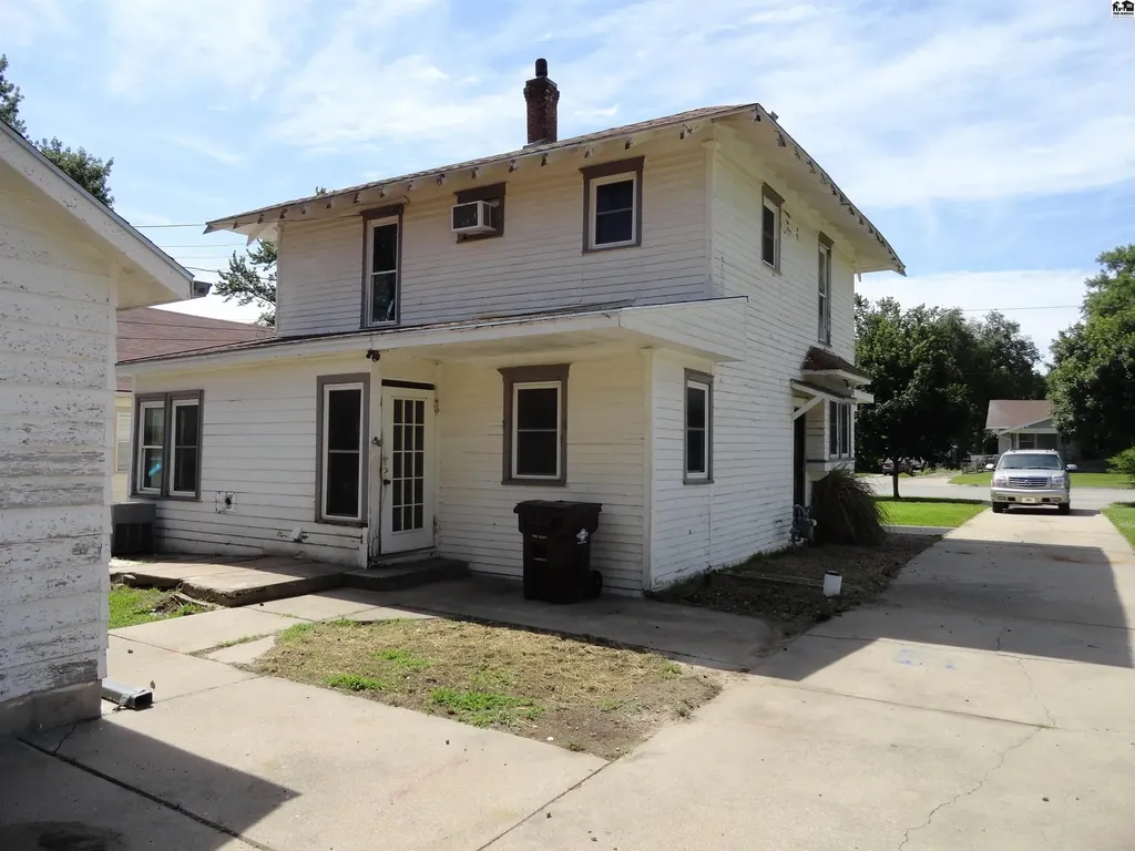 611 E Kansas Avenue Mcpherson KS 67460