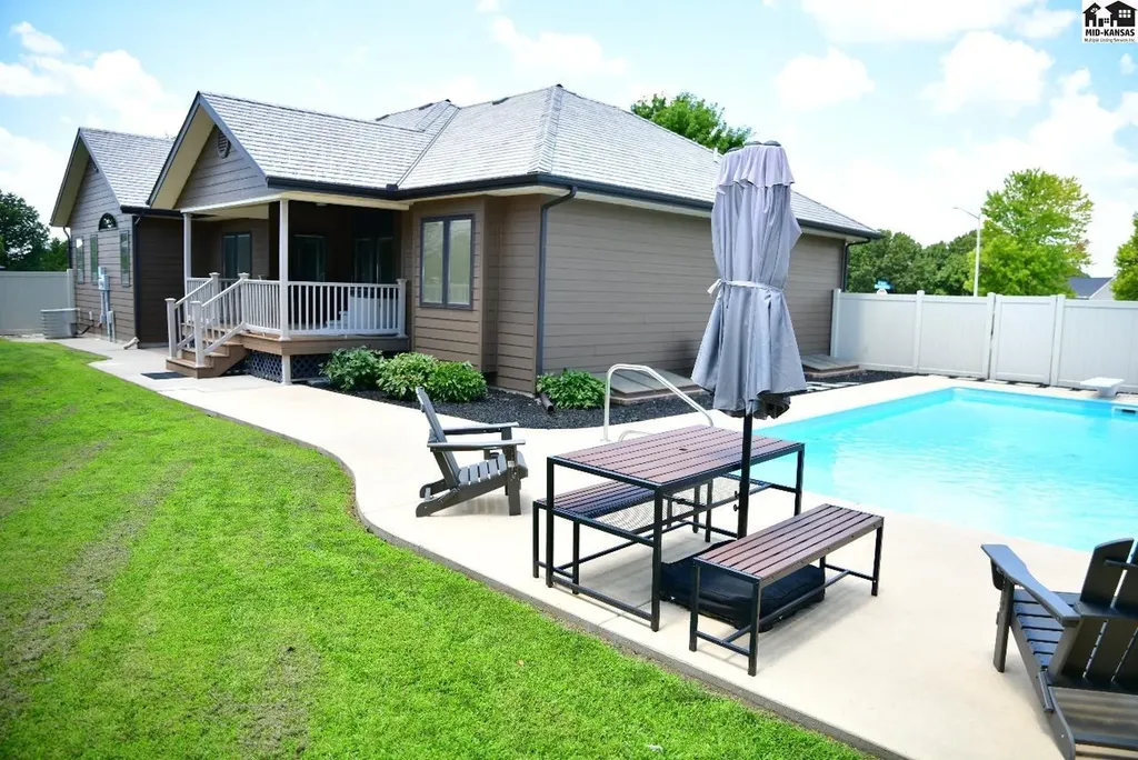 1301 Turkey Creek Drive Mcpherson KS 67460