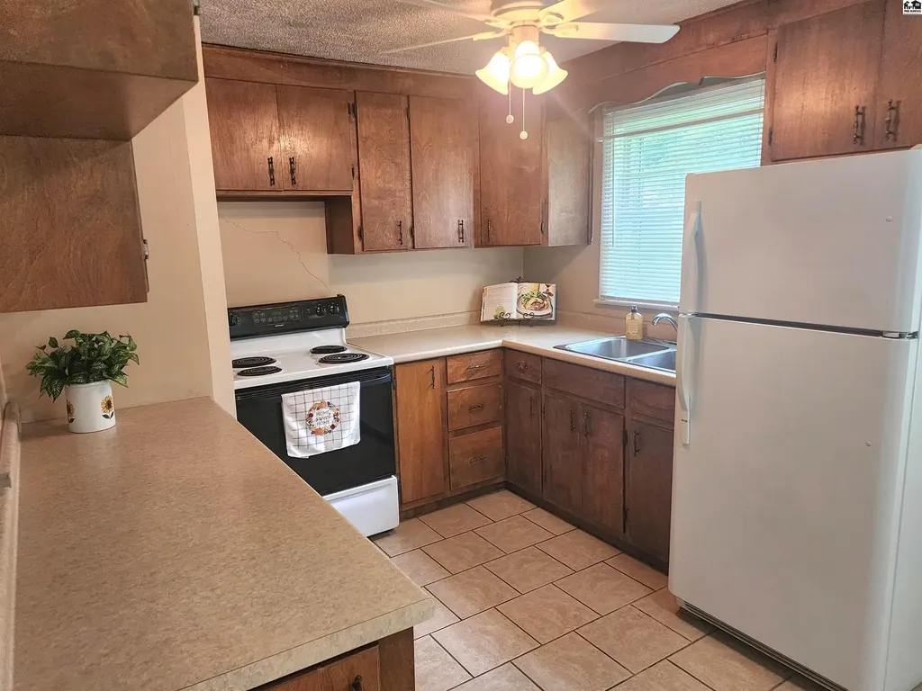 1127 N Myers Street Mcpherson KS 67460