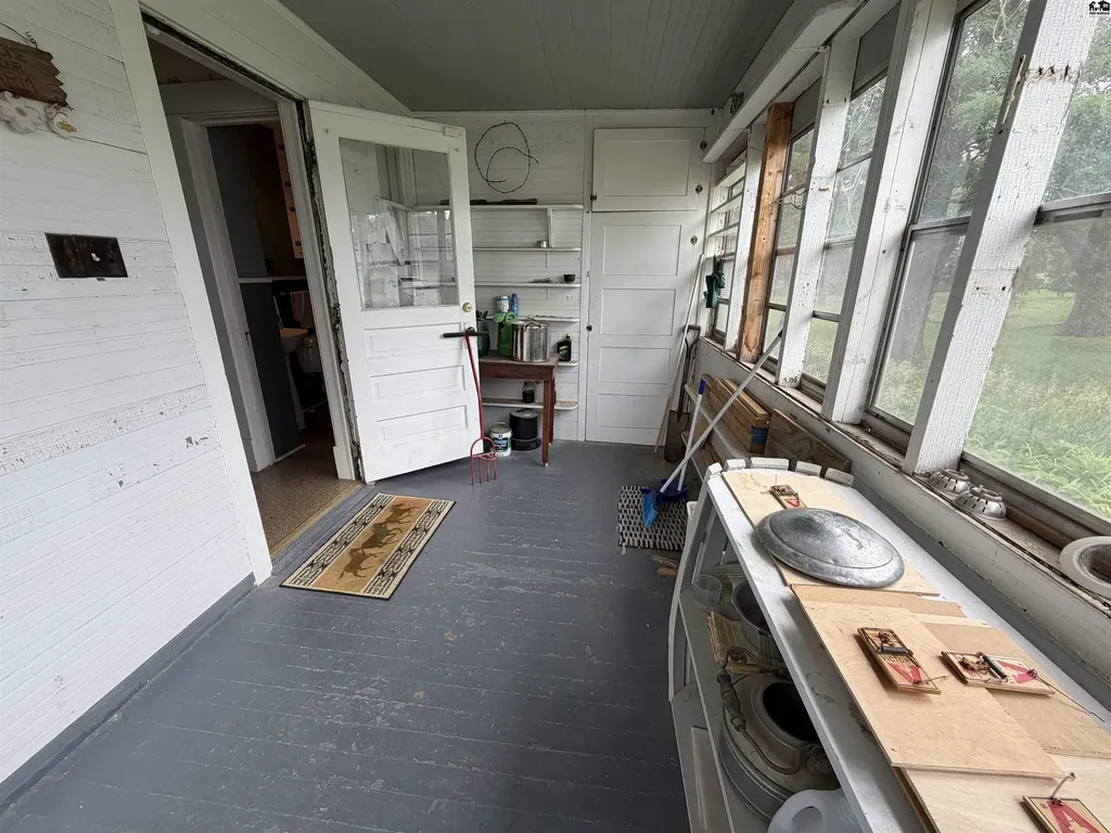 1190 90th Street Peabody KS 66866