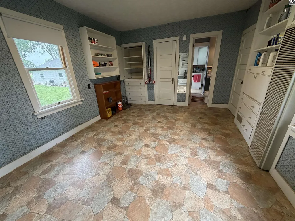 1190 90th Street Peabody KS 66866
