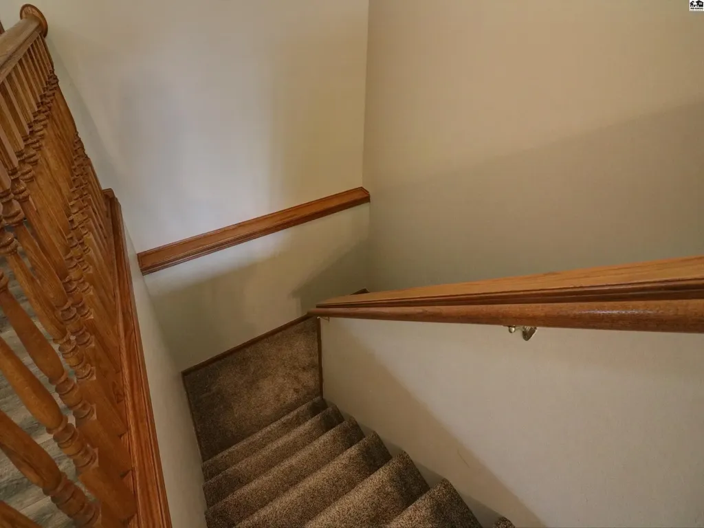 113 Brookview Court Hutchinson KS 67501