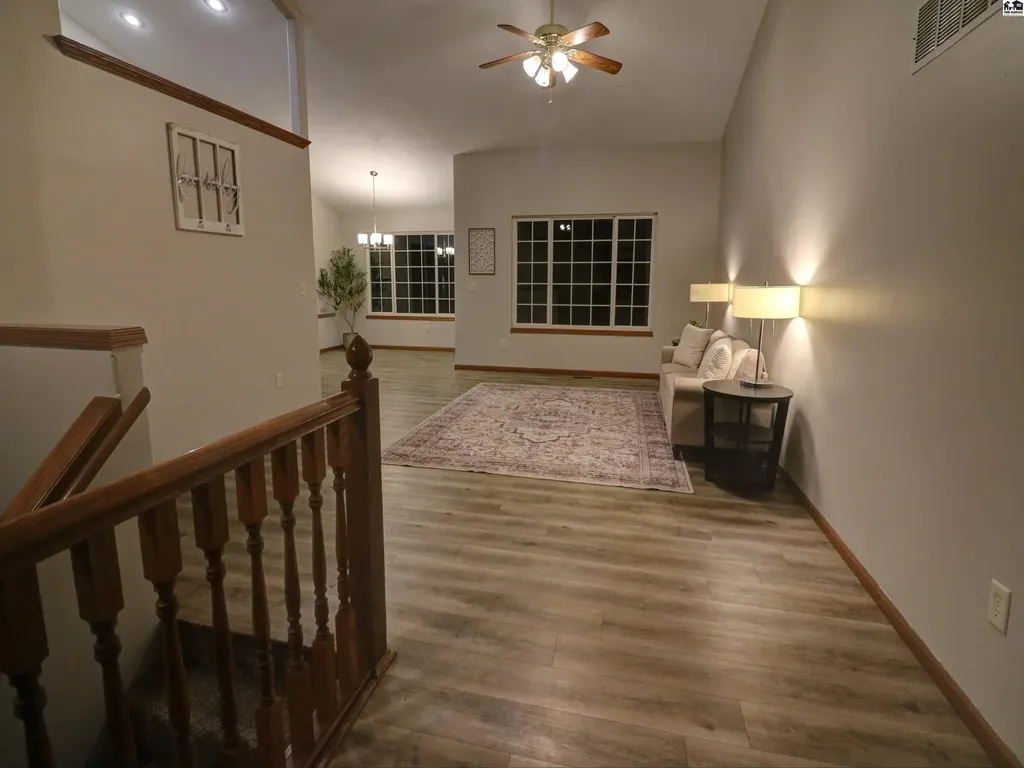 113 Brookview Court Hutchinson KS 67501
