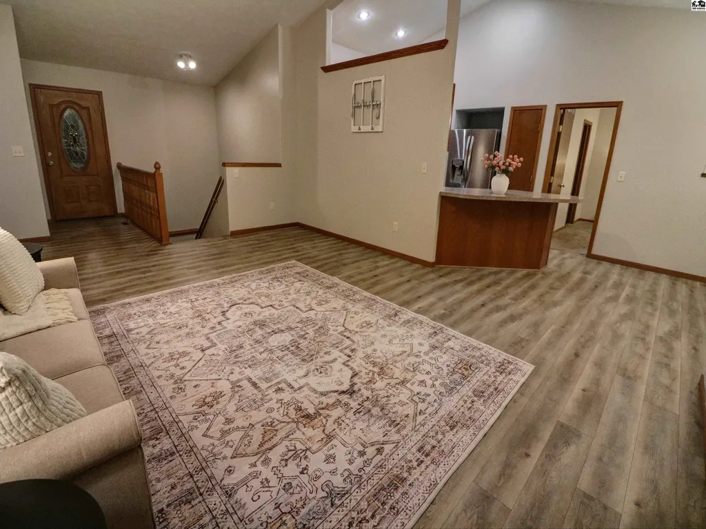 113 Brookview Court Hutchinson KS 67501