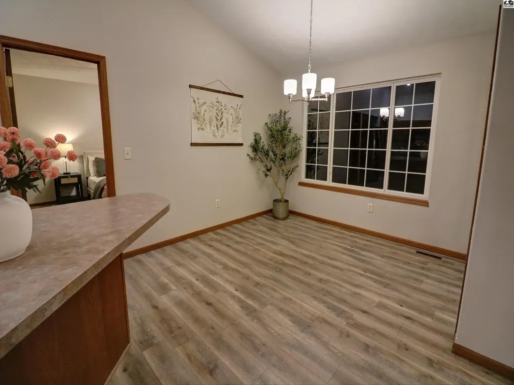 113 Brookview Court Hutchinson KS 67501