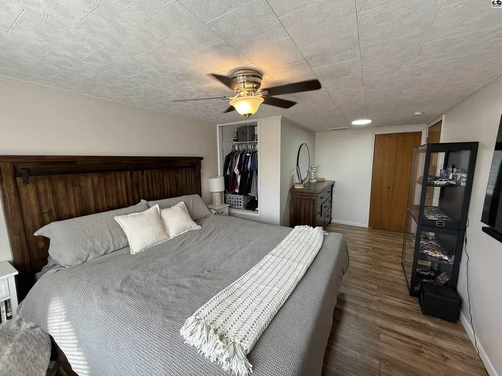 602 W 12th Avenue Hutchinson KS 67501