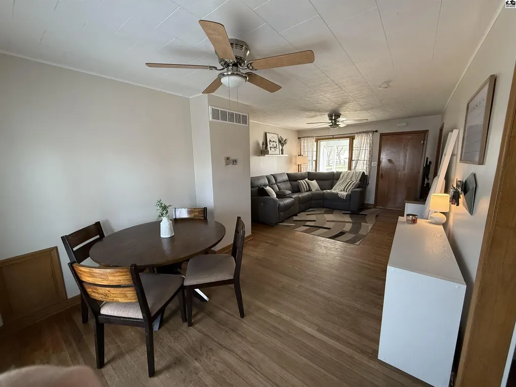 602 W 12th Avenue Hutchinson KS 67501