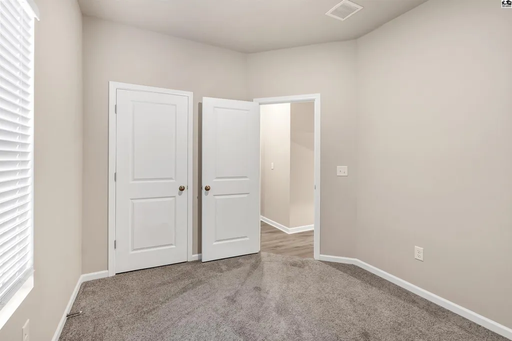 1033 Clubhouse Drive Mcpherson KS 67460