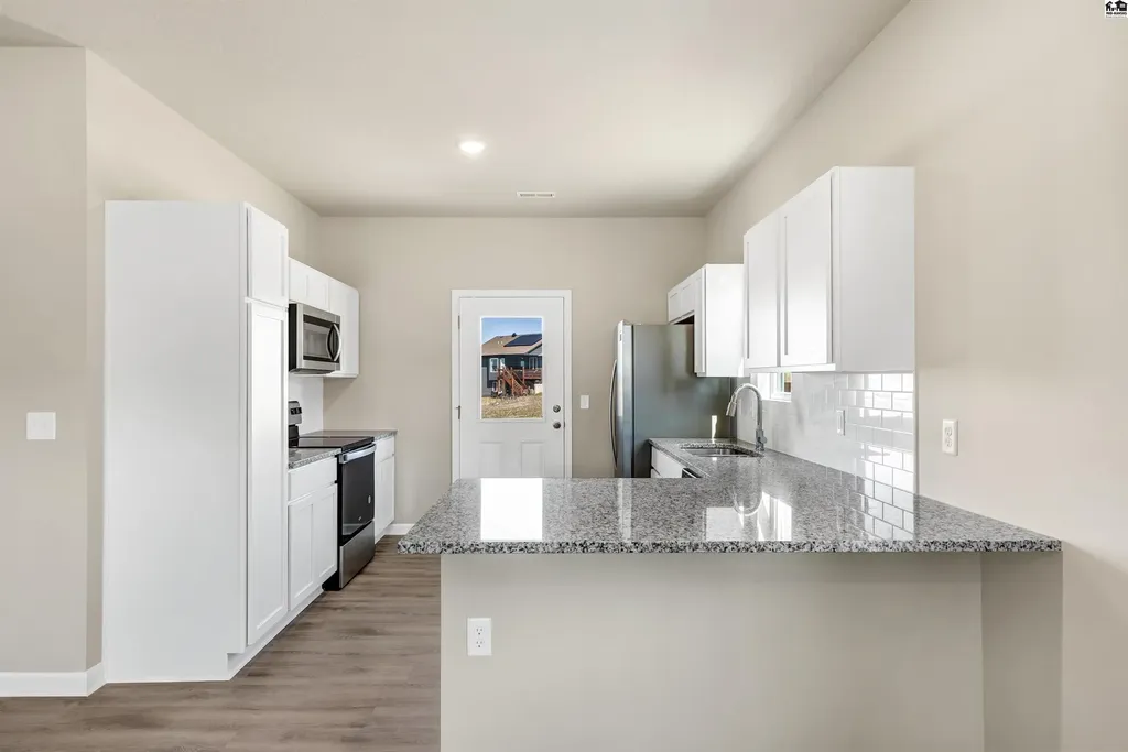 1033 Clubhouse Drive Mcpherson KS 67460
