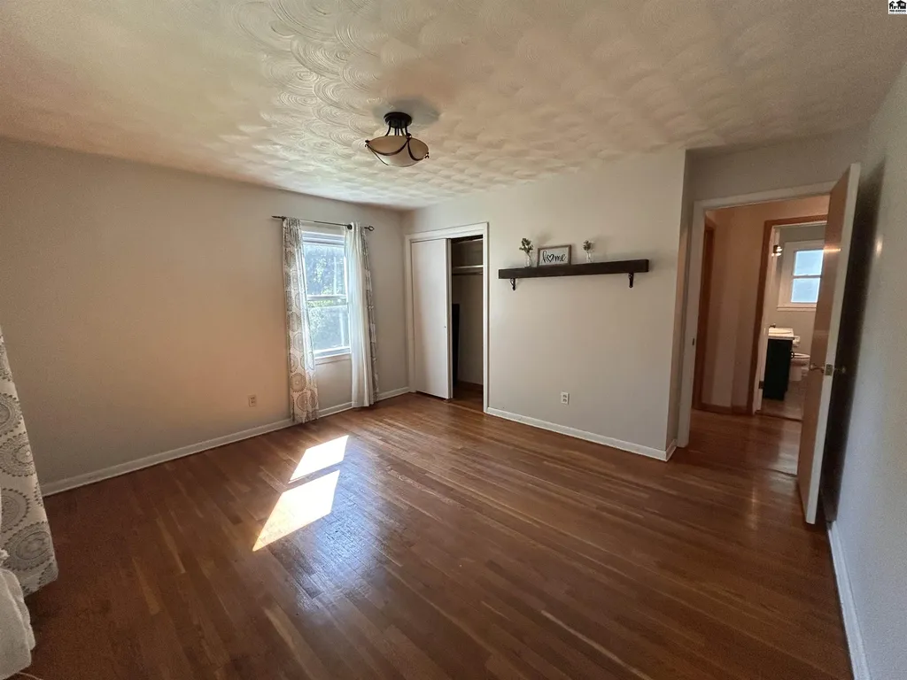 1304 Lyndon Drive Mcpherson KS 67460