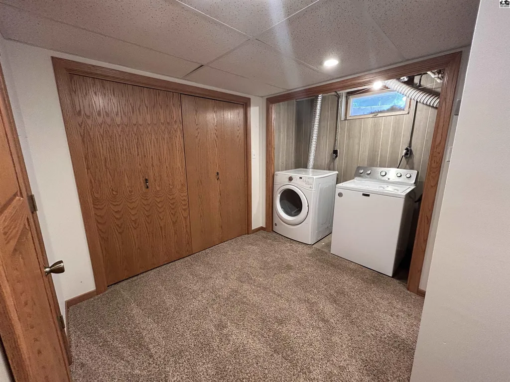 1304 Lyndon Drive Mcpherson KS 67460