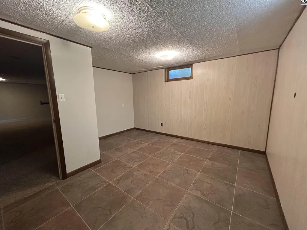 1304 Lyndon Drive Mcpherson KS 67460