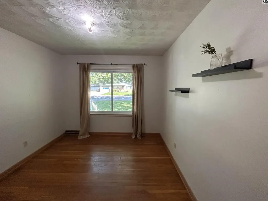 1304 Lyndon Drive Mcpherson KS 67460