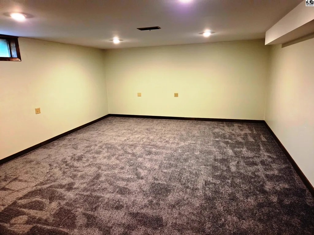 704 Northridge Street Newton KS 67114