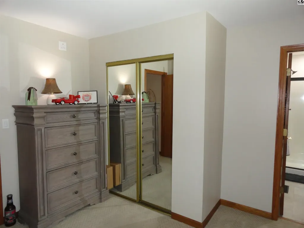 1316 Northglen Mcpherson KS 67460