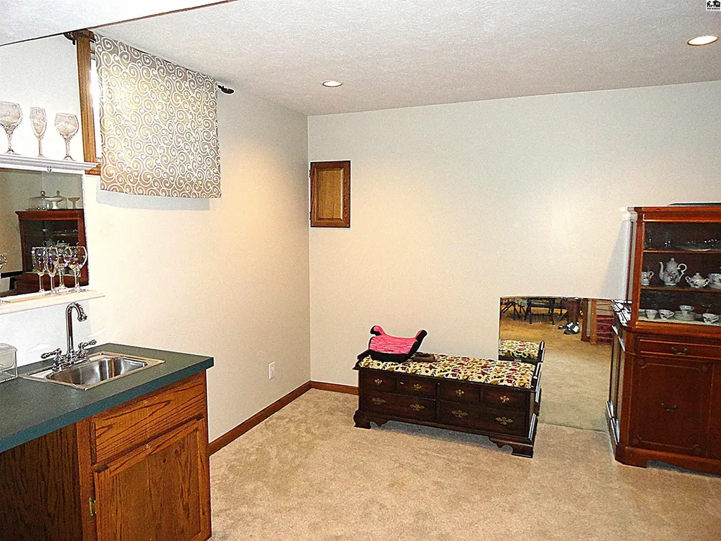 1316 Northglen Mcpherson KS 67460