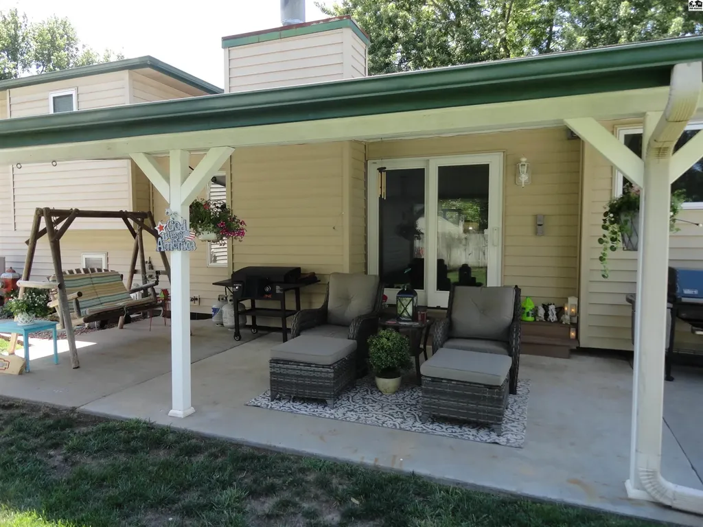 1316 Northglen Mcpherson KS 67460