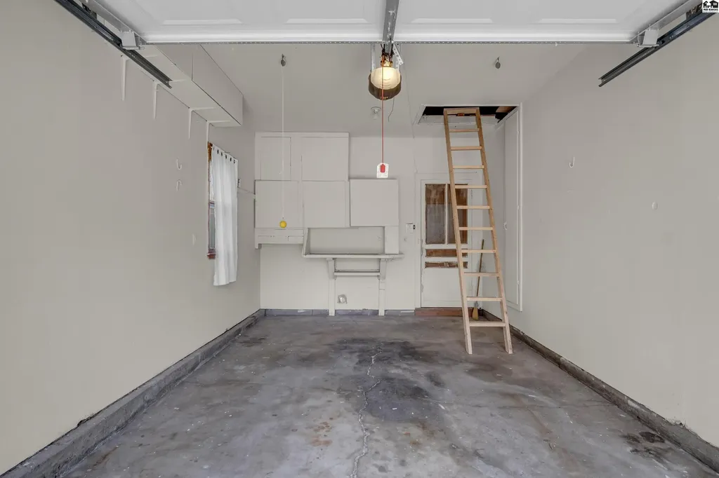 1412 W 8th Street Newton KS 67114