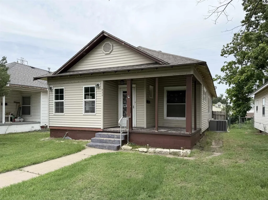 434 W Sherman Avenue Hutchinson KS 67501