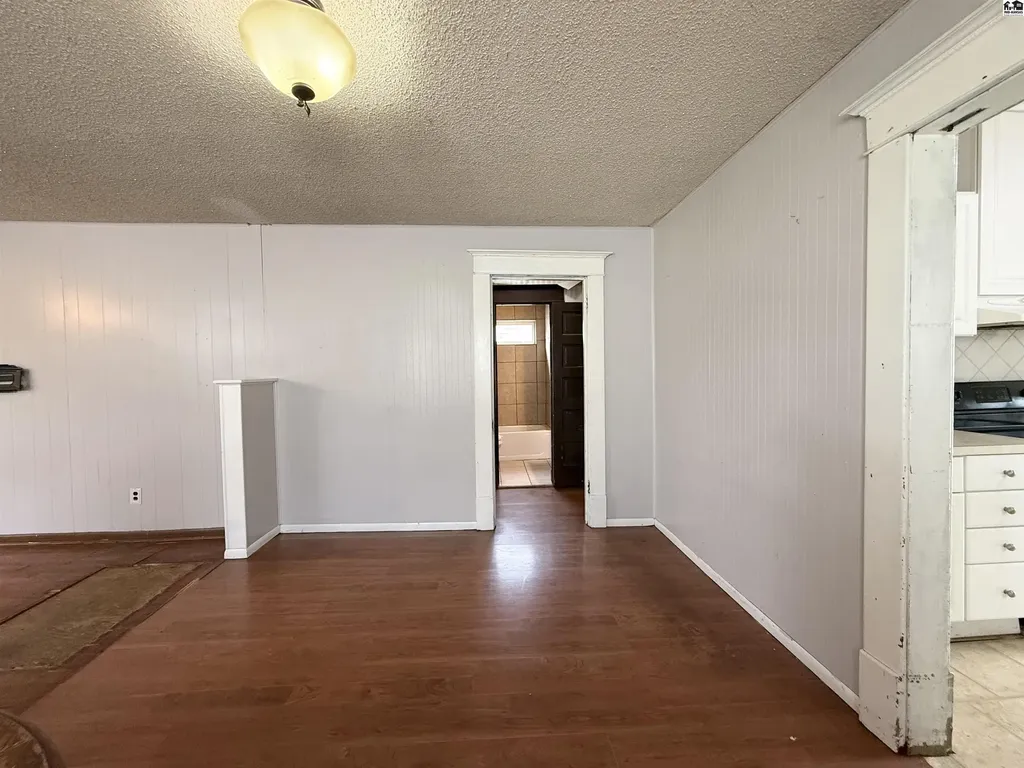 434 W Sherman Avenue Hutchinson KS 67501