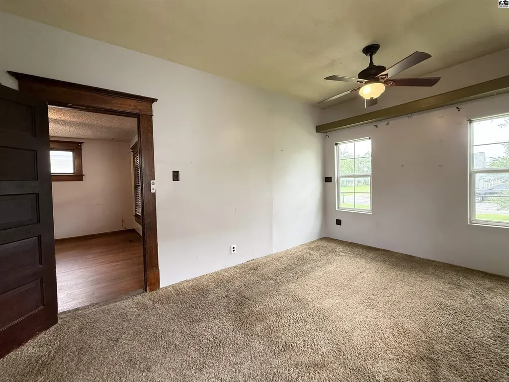 434 W Sherman Avenue Hutchinson KS 67501