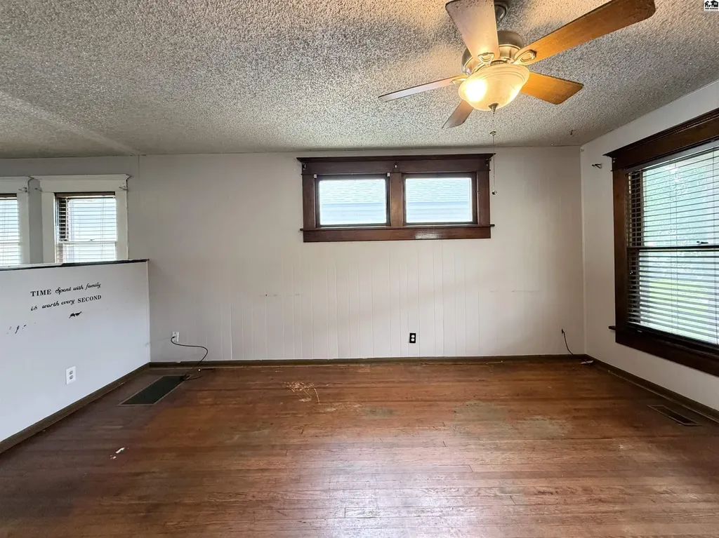 434 W Sherman Avenue Hutchinson KS 67501