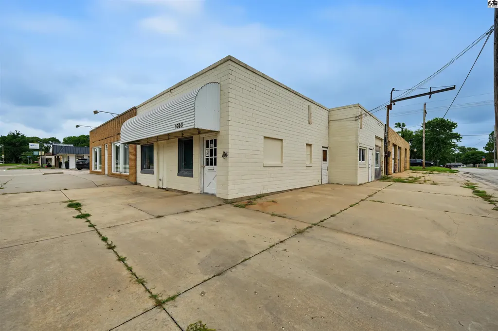 1021 S Main Street Mcpherson KS 67460