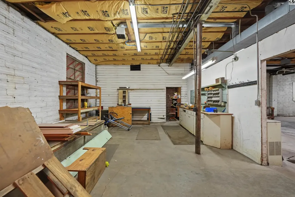 1021 S Main Street Mcpherson KS 67460