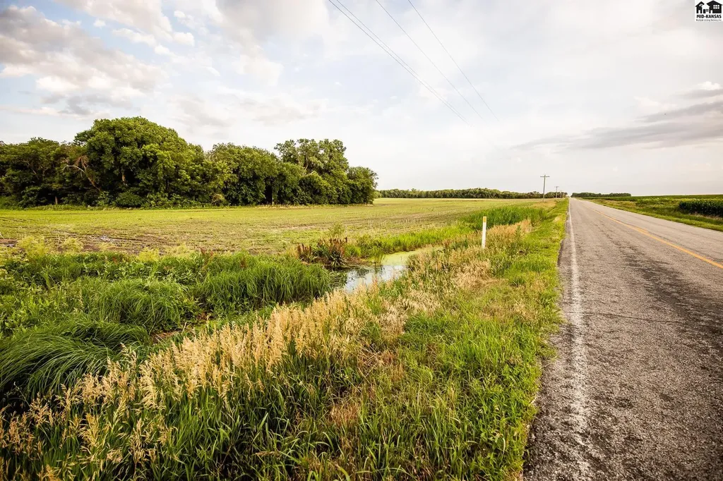 001 W Quivira Road Mcpherson KS 67460