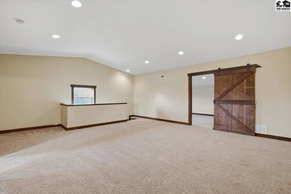3707 N Willison Road Hutchinson KS 67502