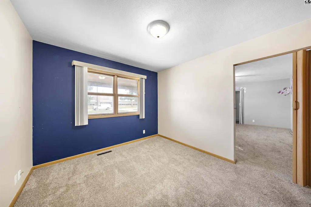 1601 N Cleveland Street Hutchinson KS 67501