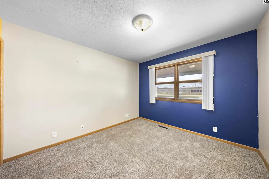 1601 N Cleveland Street Hutchinson KS 67501