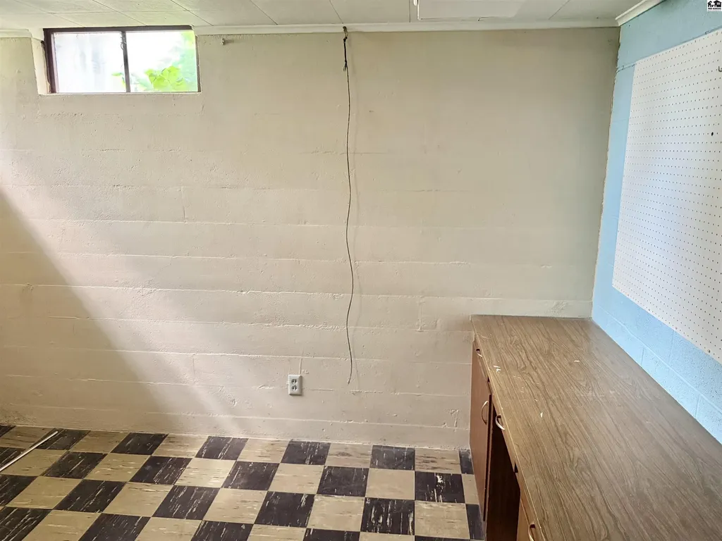 712 N Hartup Street Mcpherson KS 67460