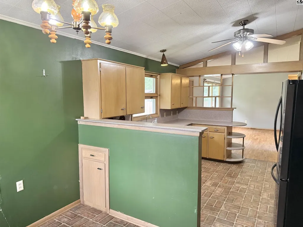 712 N Hartup Street Mcpherson KS 67460