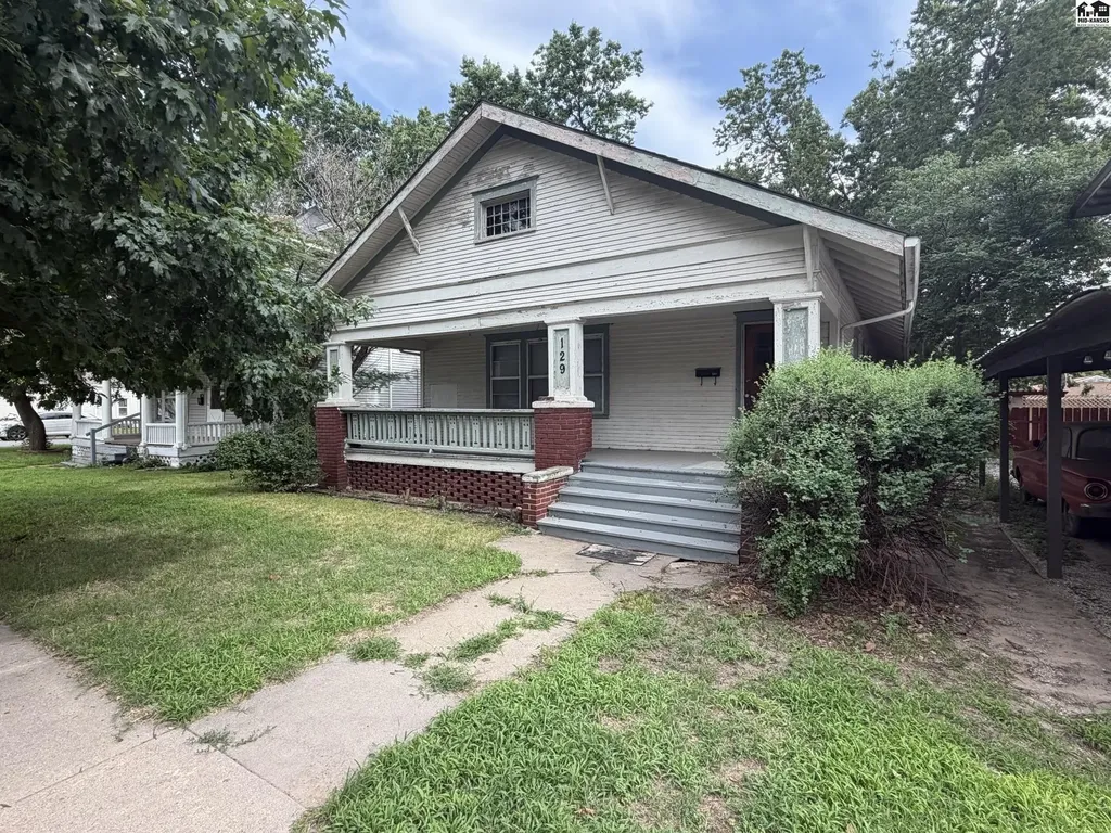 129 E 11th Avenue Hutchinson KS 67501