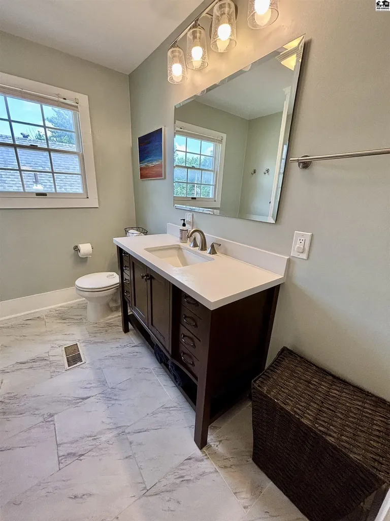 513 E Euclid Street Mcpherson KS 67460