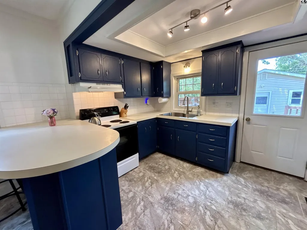 513 E Euclid Street Mcpherson KS 67460