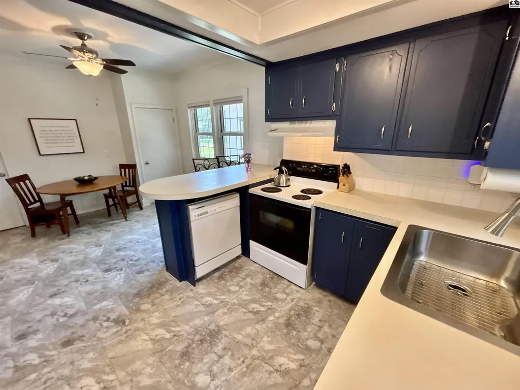 513 E Euclid Street Mcpherson KS 67460