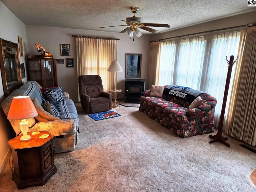 318 E 8th Street Newton KS 67114
