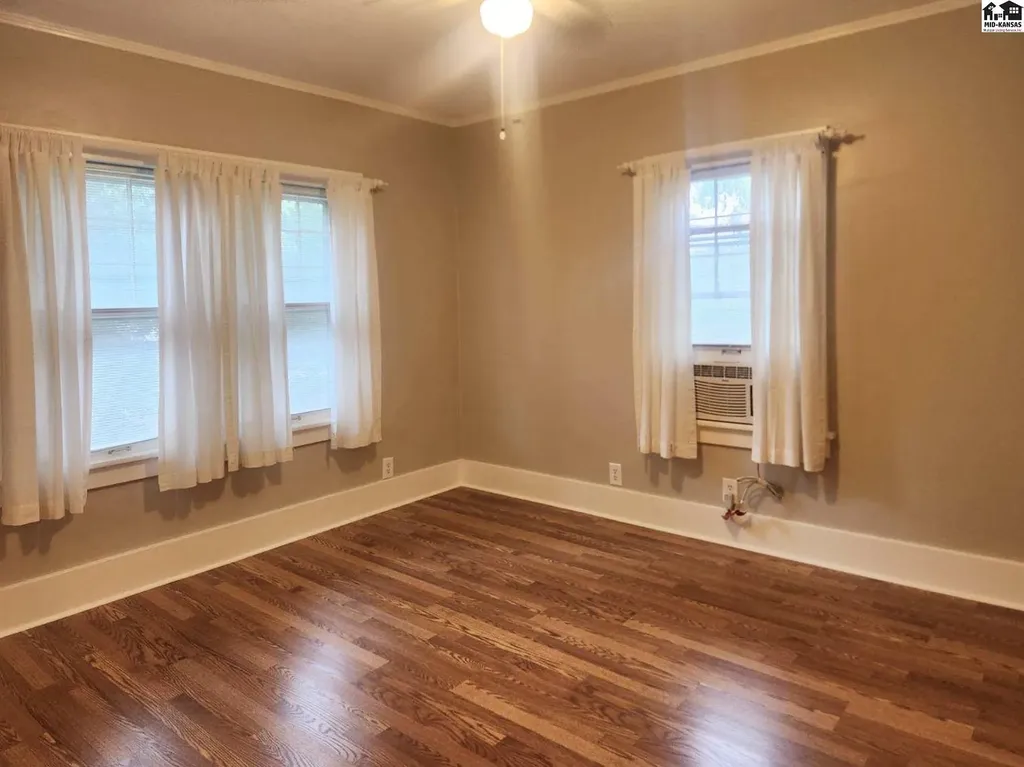 108 W 19th Avenue Hutchinson KS 67502