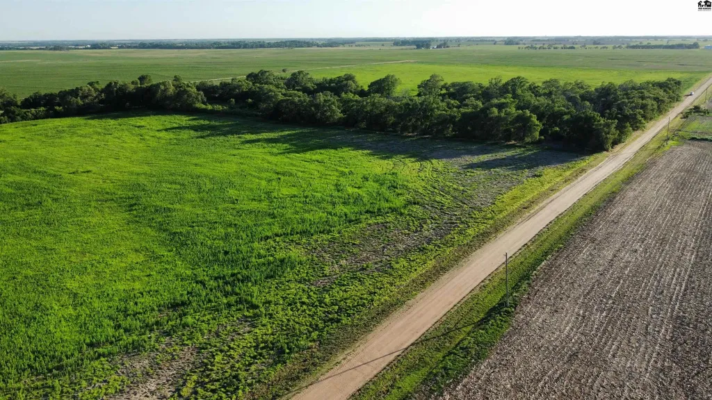 00000 W Boundary Road Pretty Prairie KS 67570