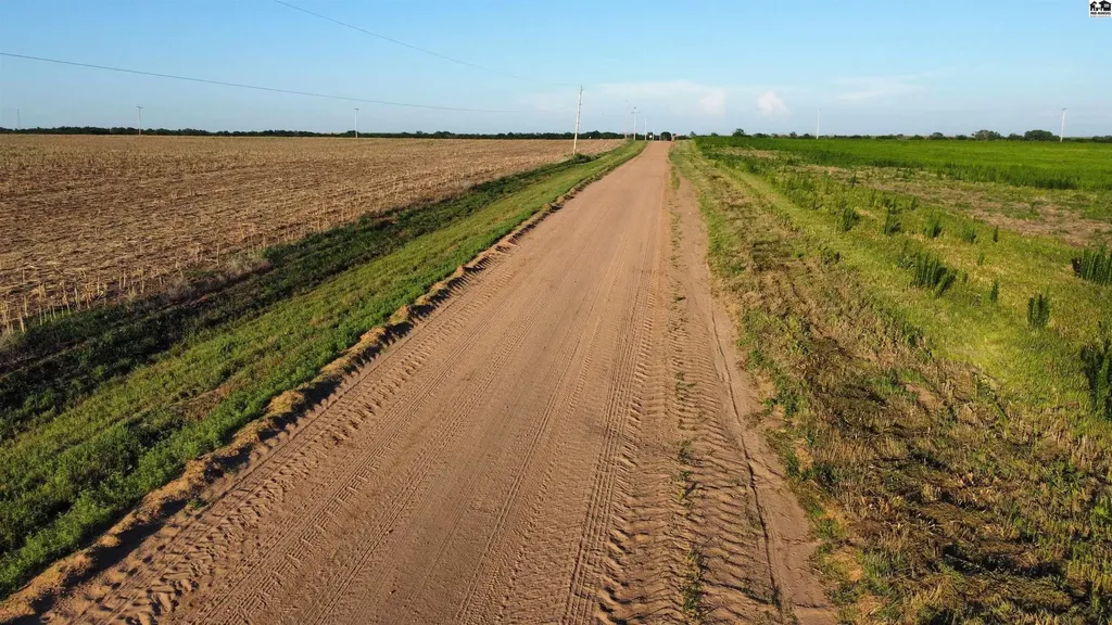 00000 W Boundary Road Pretty Prairie KS 67570