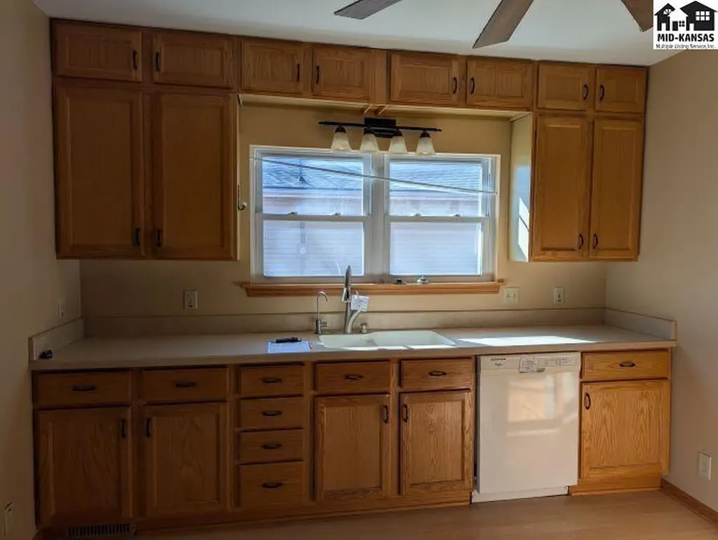 817 S Elm Street Mcpherson KS 67460