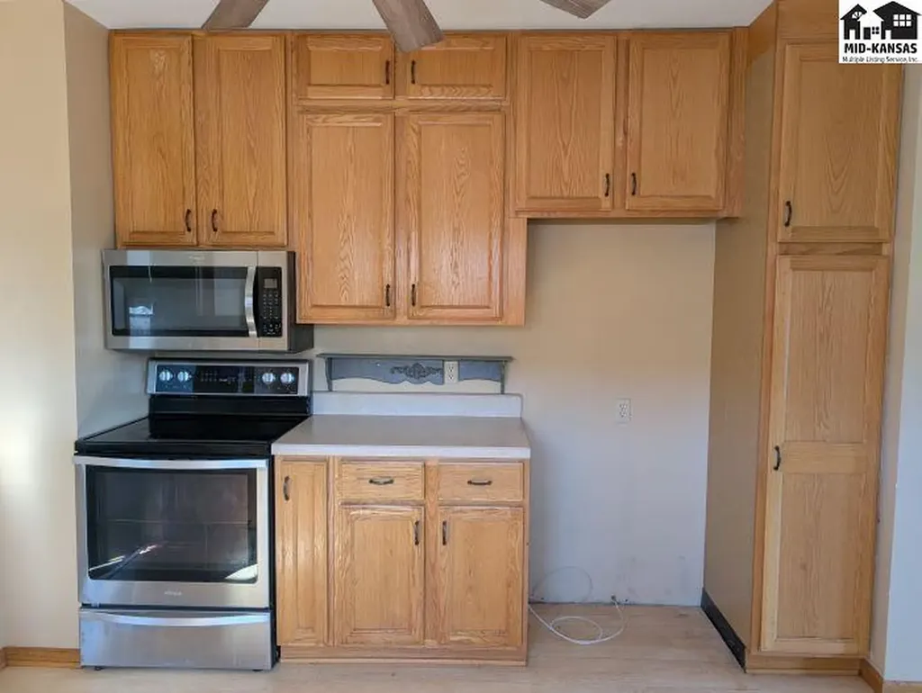 817 S Elm Street Mcpherson KS 67460